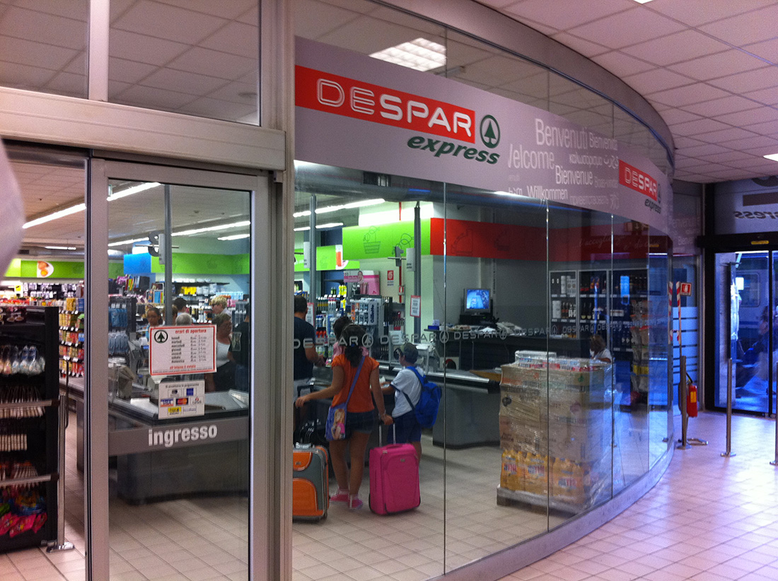 DESPAR express allestimenti negozio